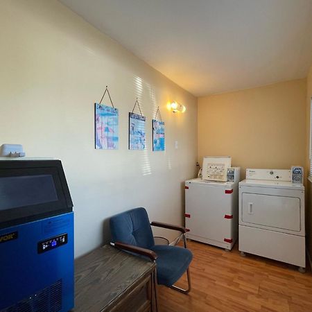 Diplomat Motel Nanaimo Ngoại thất bức ảnh