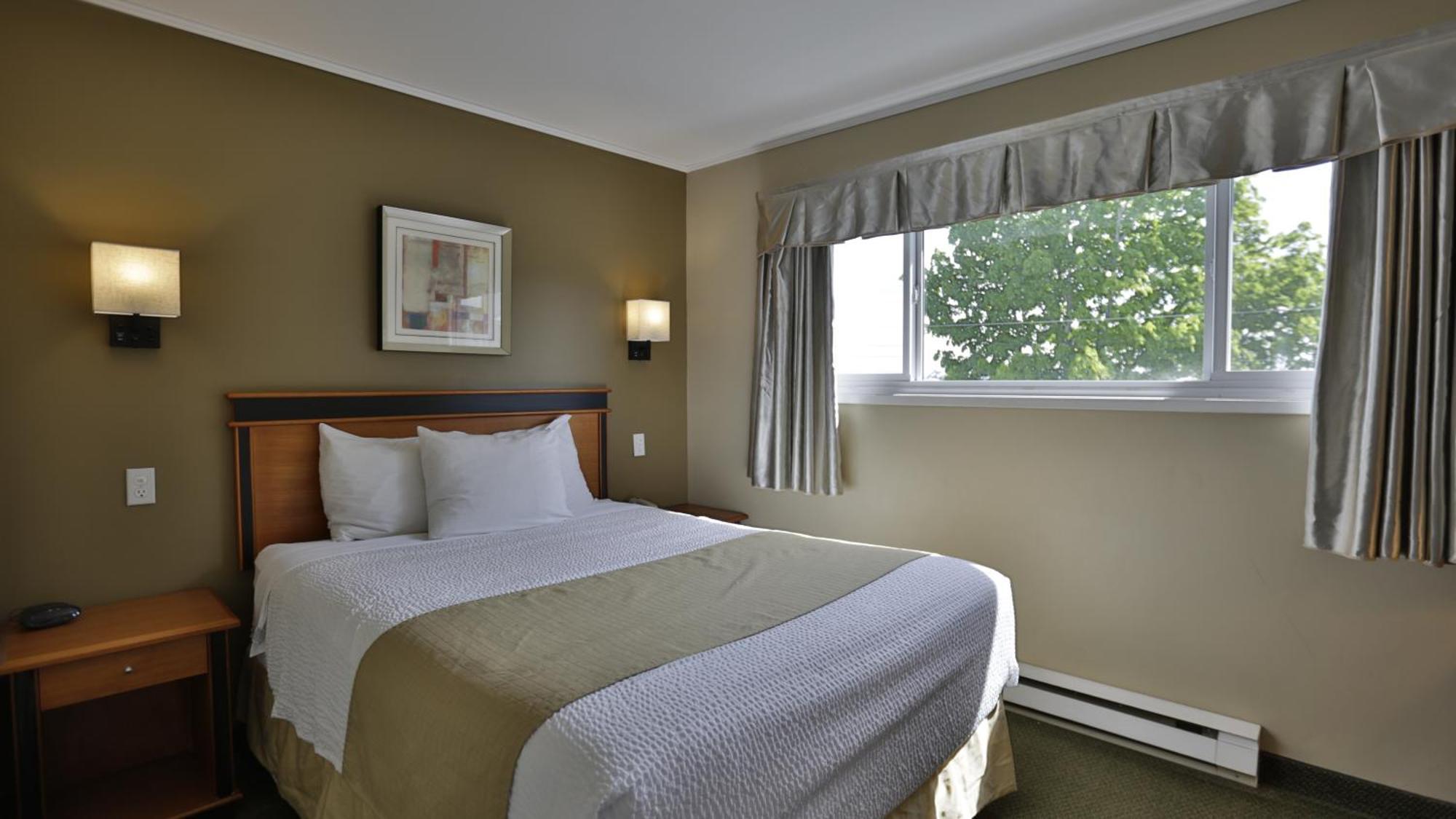 Diplomat Motel Nanaimo Ngoại thất bức ảnh