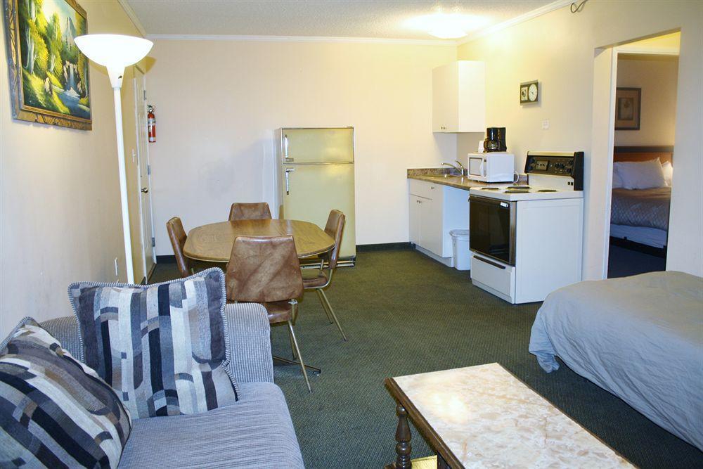 Diplomat Motel Nanaimo Ngoại thất bức ảnh