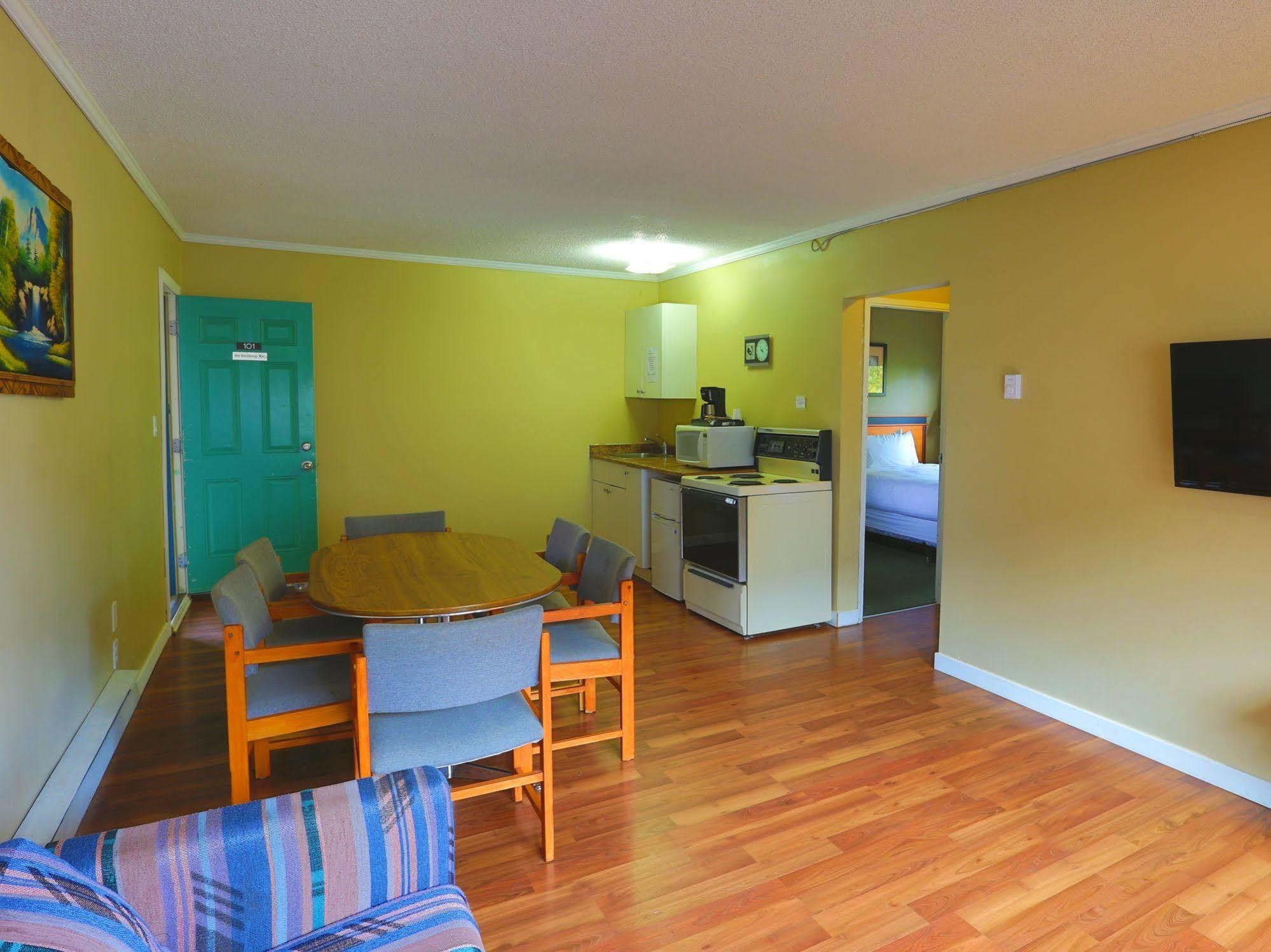 Diplomat Motel Nanaimo Ngoại thất bức ảnh